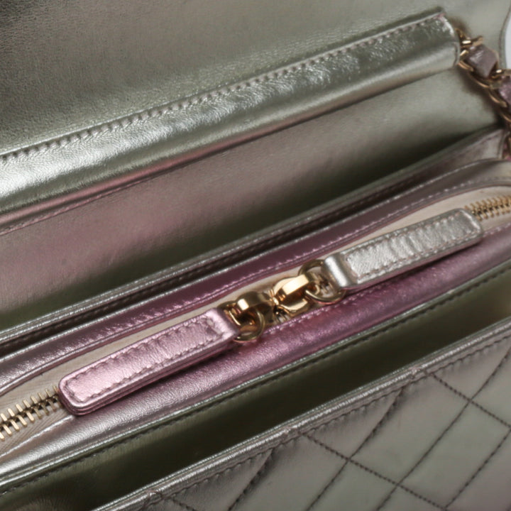 CHANEL Like A Wallet Flap - Metallic Pink