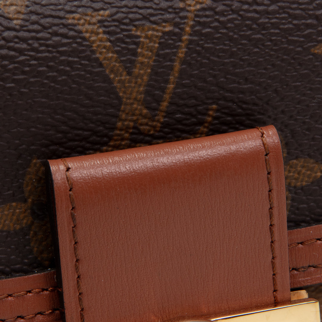 Louis Vuitton Dauphine Compact Billet Monograma inversa